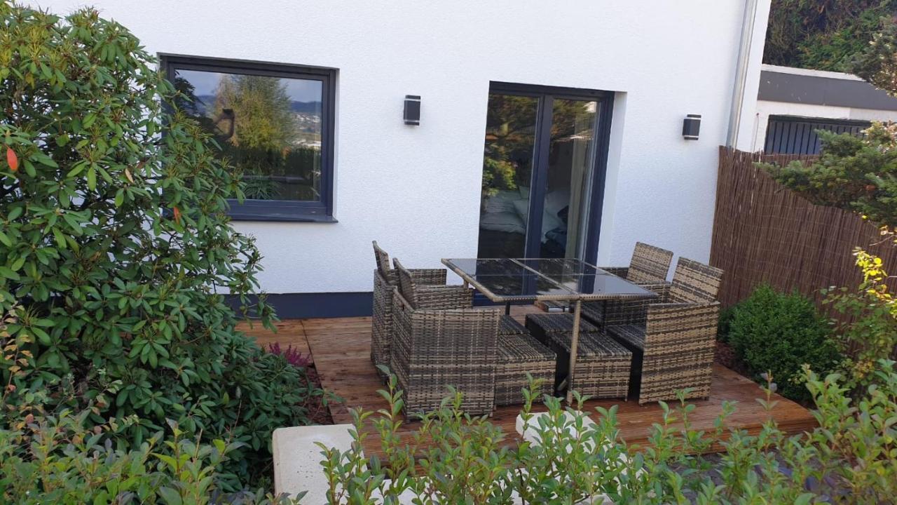 Haus Edda - Ferienwohnungen Mit Garten Und Schlossblick Marburg Eksteriør bilde